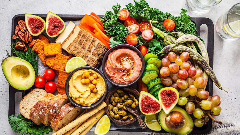 7 Mediterranean Diet Snacks to Keep You Healthy and Fueled