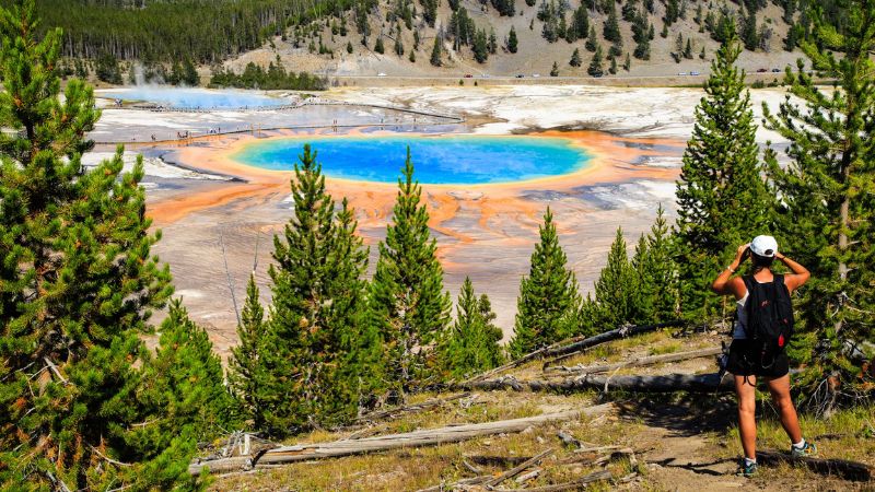 8 Things To Know Before Going To Yellowstone National Park